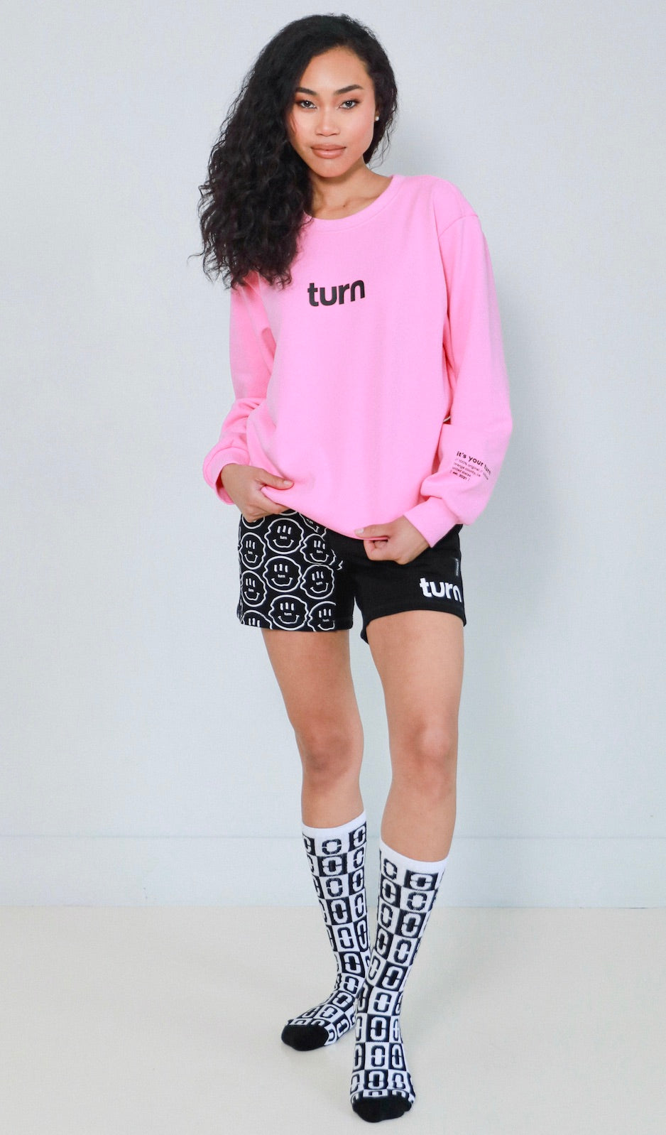 turn logo sweatshirt